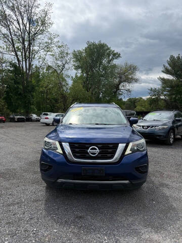 2017 Nissan Pathfinder S