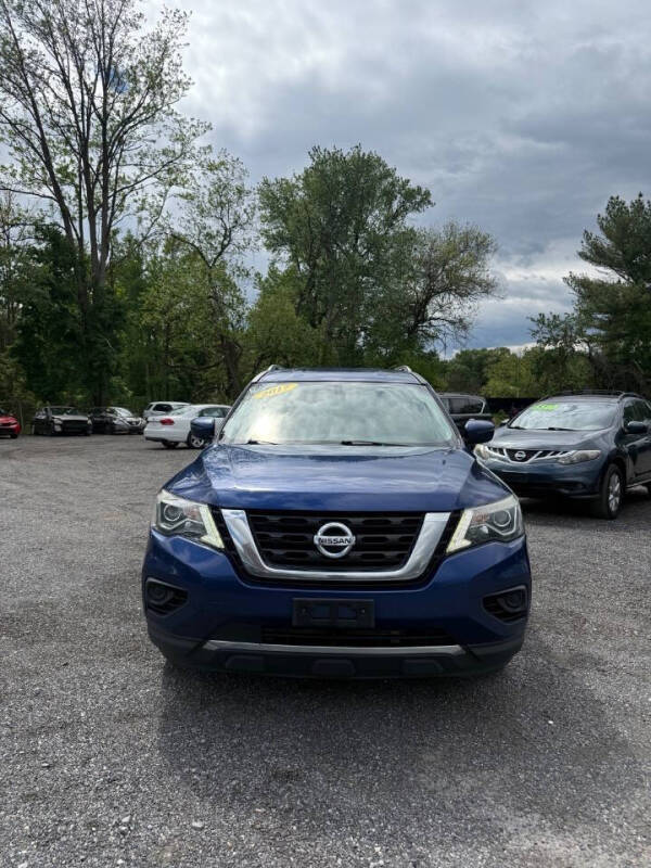 2017 Nissan Pathfinder S