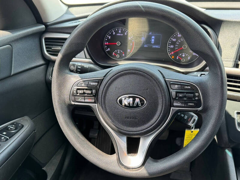 2017 Kia Optima LX