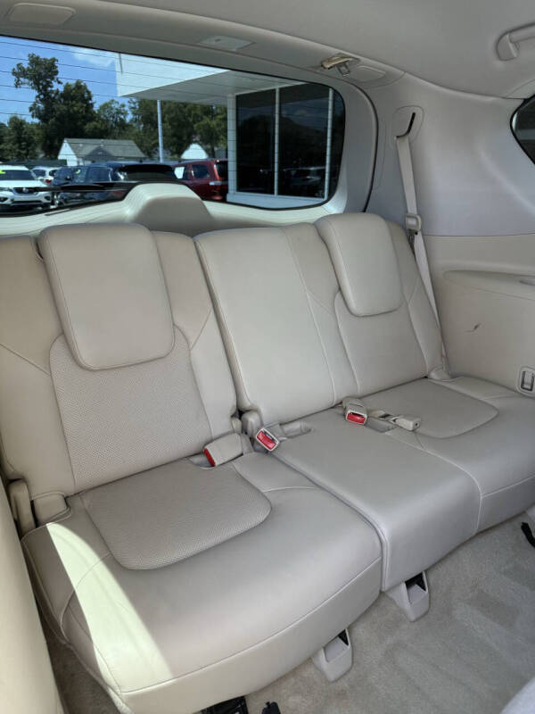 2013 Infiniti QX56