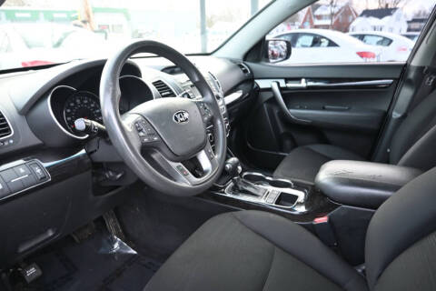 2014 Kia Sorento LX