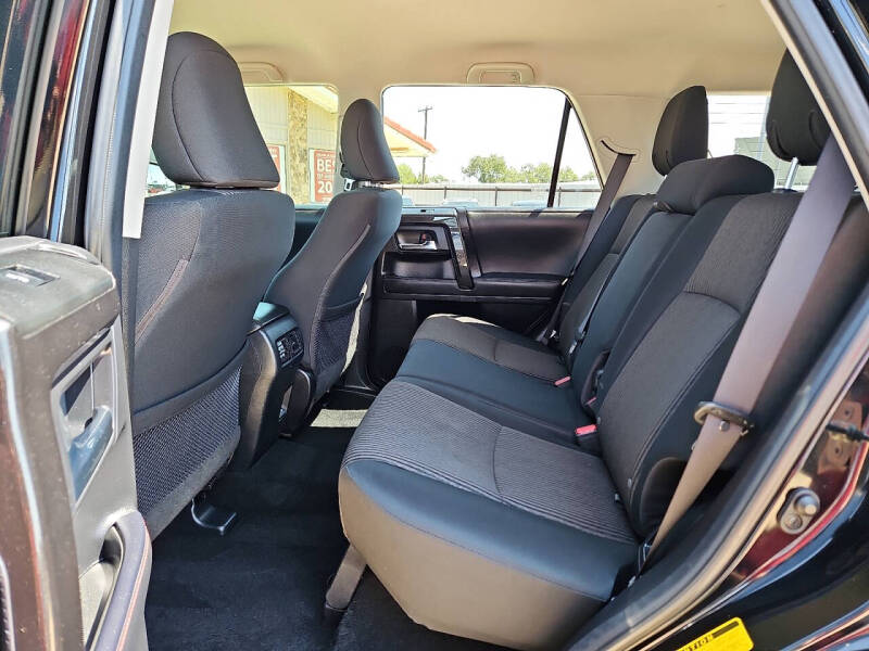 2024 Toyota 4Runner TRD Off-Road