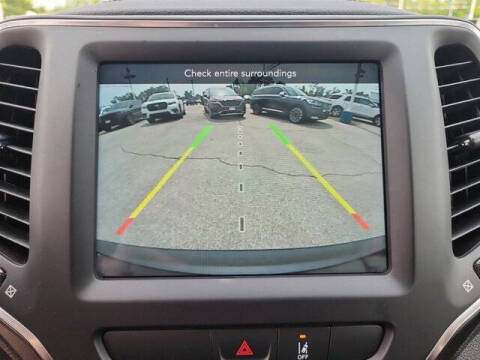 2022 Jeep Cherokee Latitude Lux