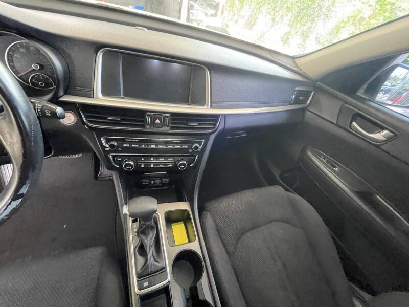 2019 Kia Optima LX