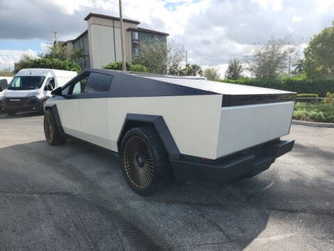 2024 Tesla Cybertruck