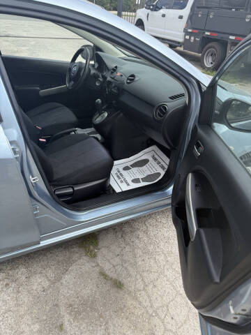 2013 Mazda MAZDA2 Sport