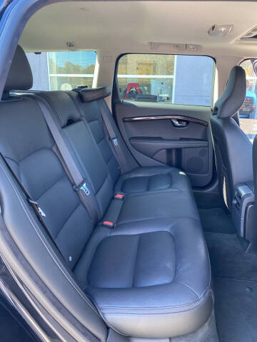 2016 Volvo XC70 T5 Classic Premier