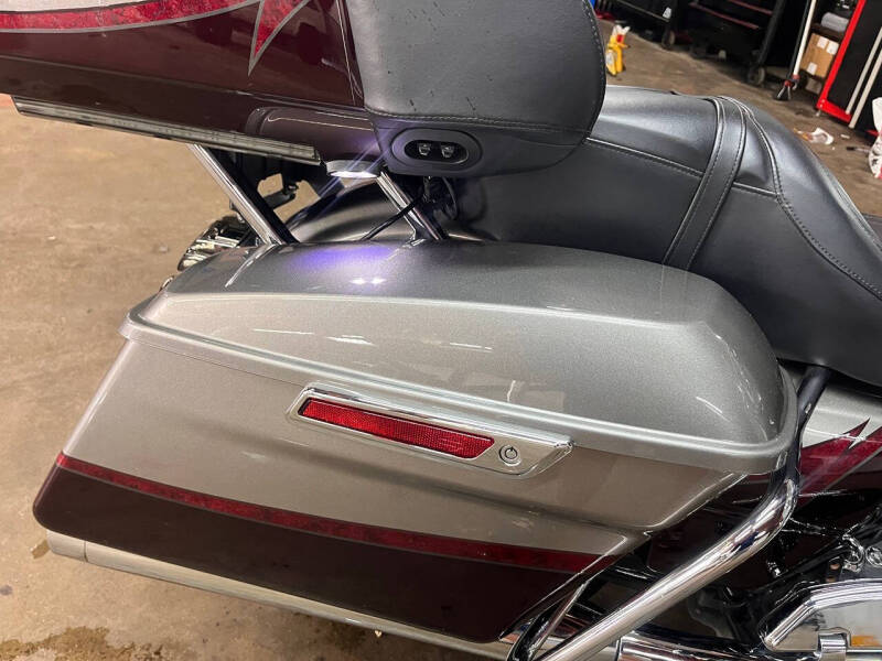 2015 Harley-Davidson CVO Road Glide Ultra