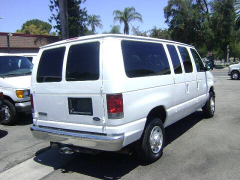 2006 Ford E-Series E-350 SD XLT
