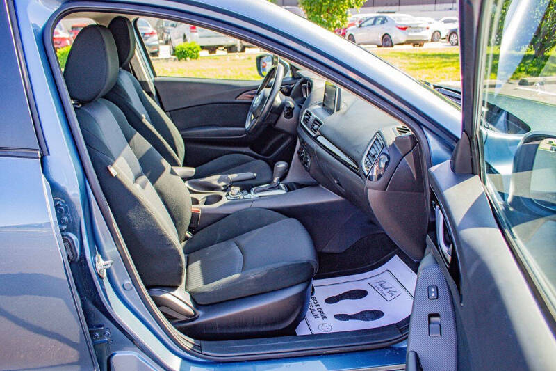 2015 Mazda MAZDA3 i Sport