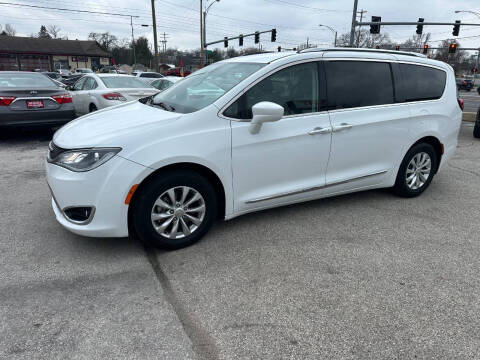 2018 Chrysler Pacifica Touring L
