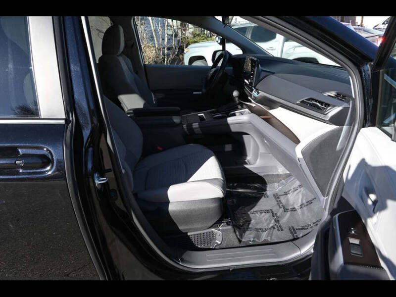 2024 Toyota Sienna LE 8-Passenger