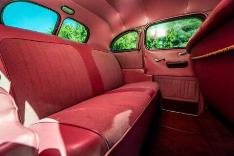 1937 Plymouth Deluxe