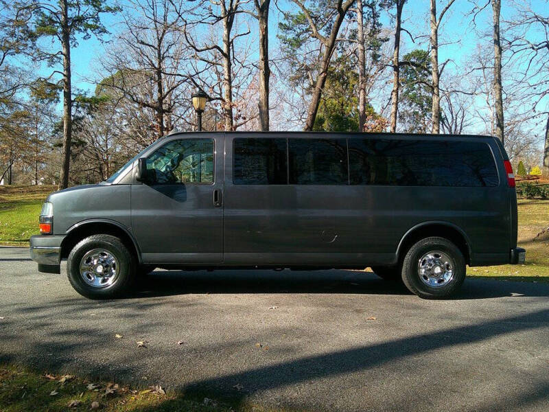 2017 Chevrolet Express LT 3500