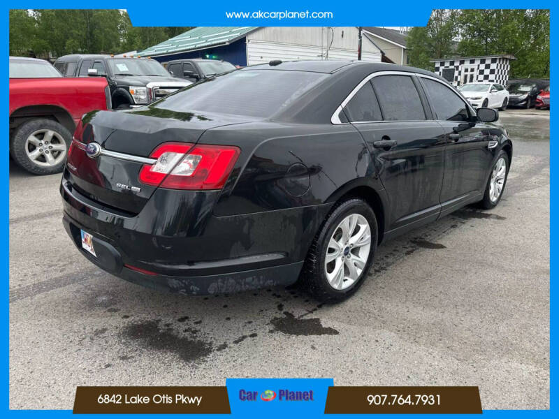 2011 Ford Taurus SEL