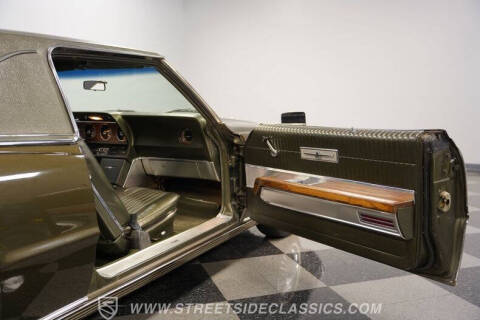 1969 Ford Thunderbird