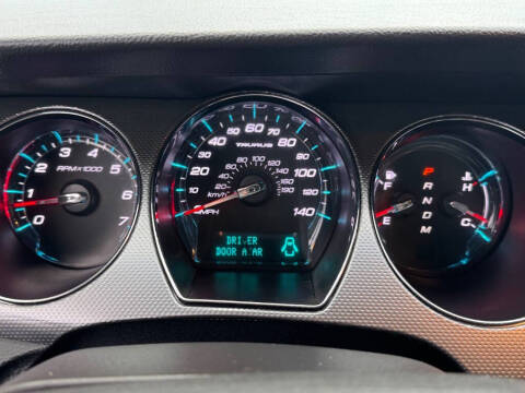 2011 Ford Taurus SEL