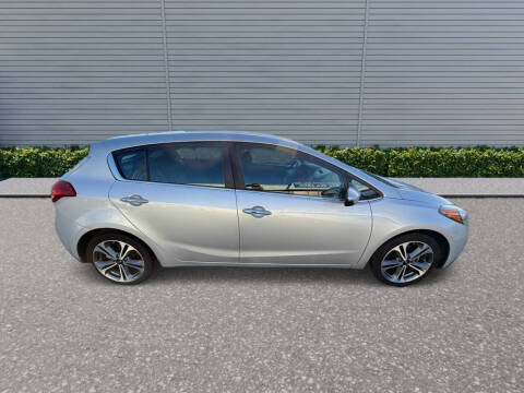 2016 Kia Forte5 EX