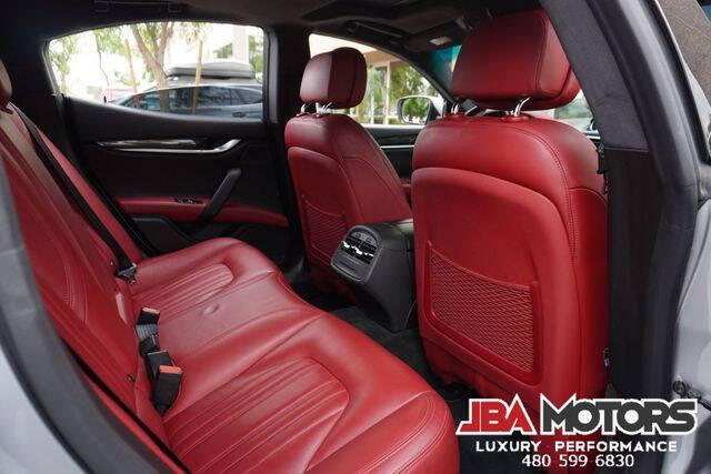 2015 Maserati Ghibli