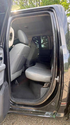2017 RAM 1500 SLT