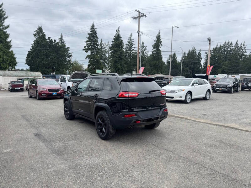 2017 Jeep Cherokee Trailhawk