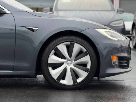 2020 Tesla Model S