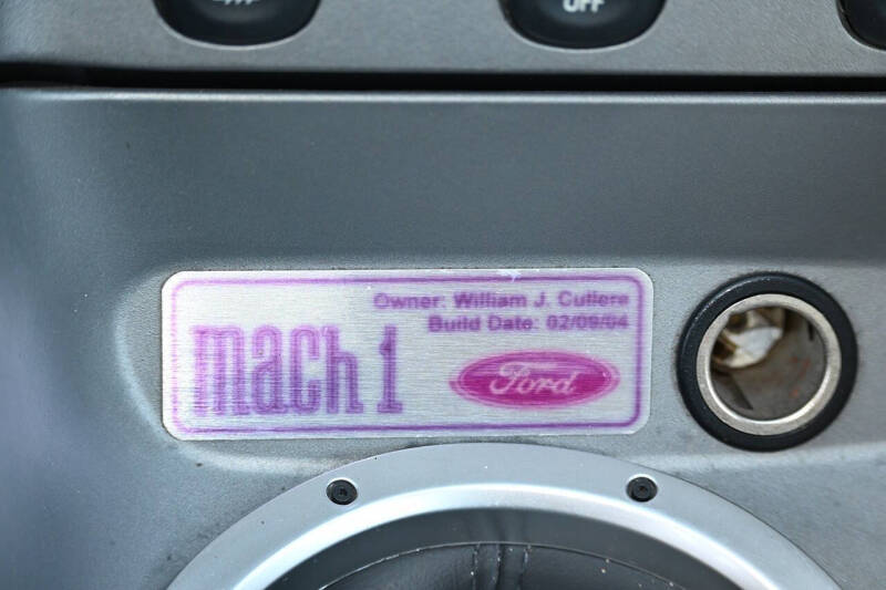 2004 Ford Mustang Mach 1 Premium