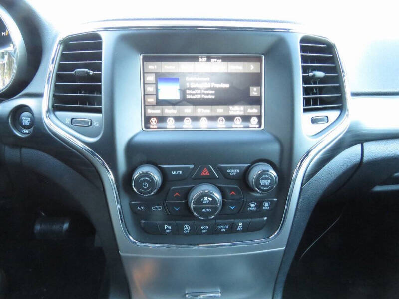 2019 Jeep Grand Cherokee Laredo E