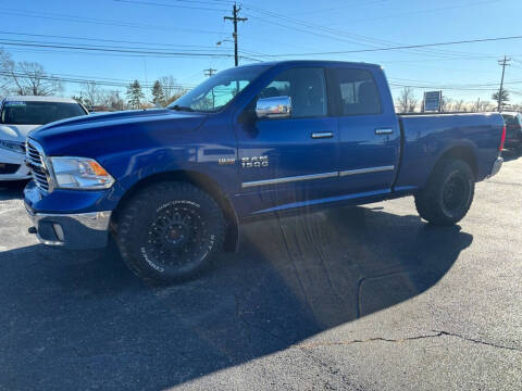2017 RAM 1500 SLT