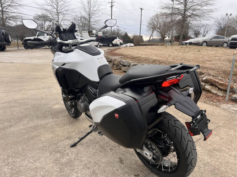 2023 Ducati Multistrada