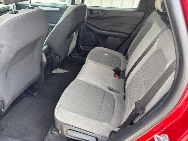 2022 Ford Escape SE