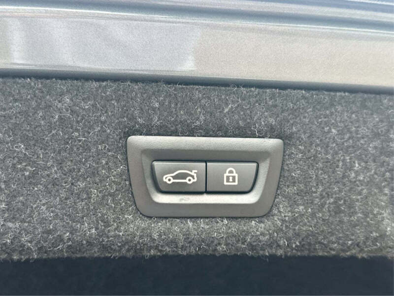 2019 BMW 5 Series 540i