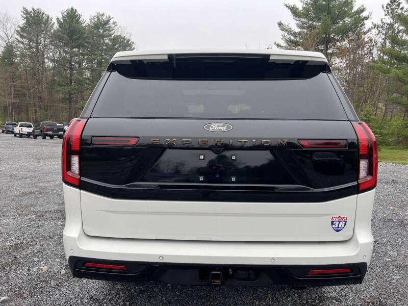 2025 Ford Expedition Tremor