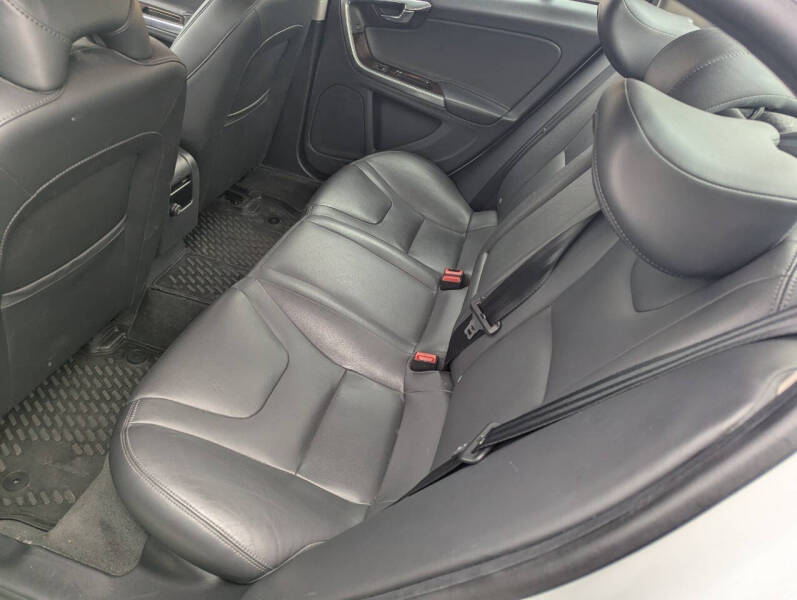 2015 Volvo S60 T5 Premier