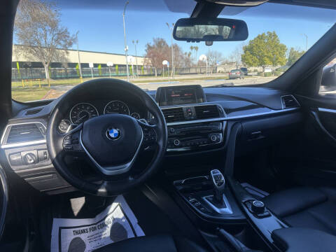 2018 BMW 3 Series 330i