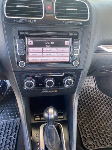 2010 Volkswagen GTI Base PZEV