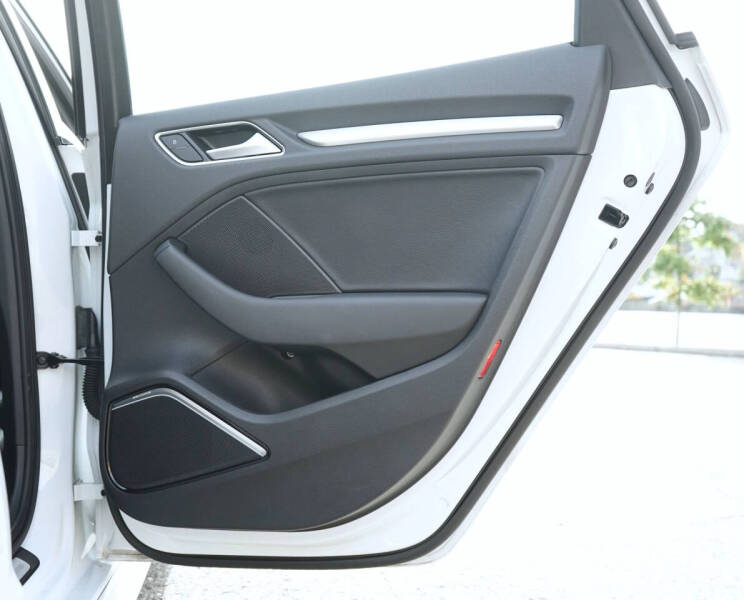 2015 Audi S3 2.0T quattro Prestige