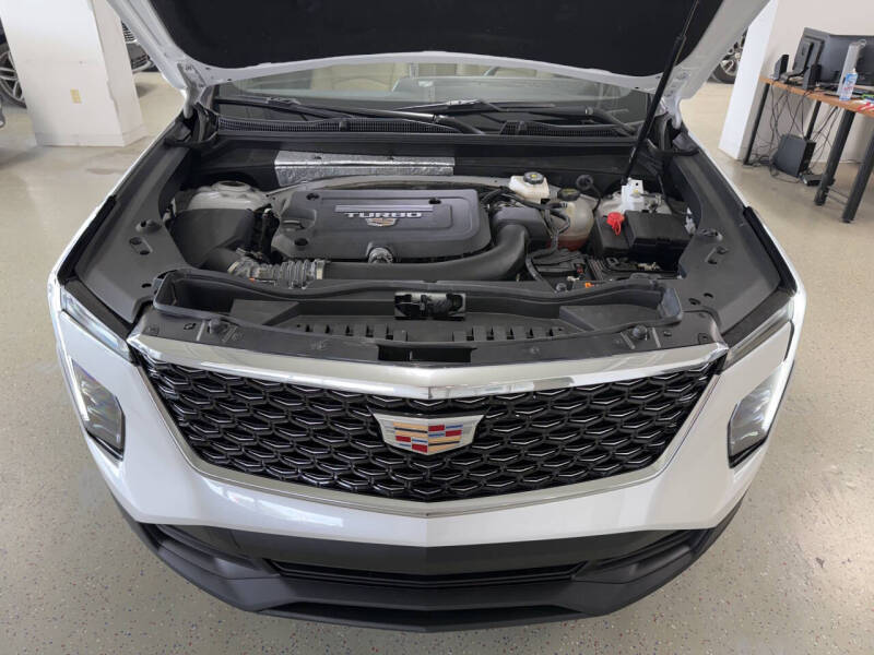 2024 Cadillac XT4 Luxury