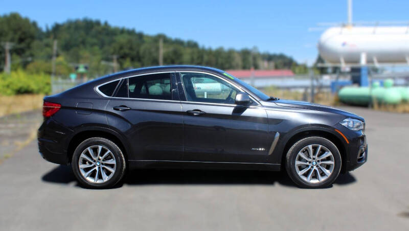 2017 BMW X6 xDrive50i