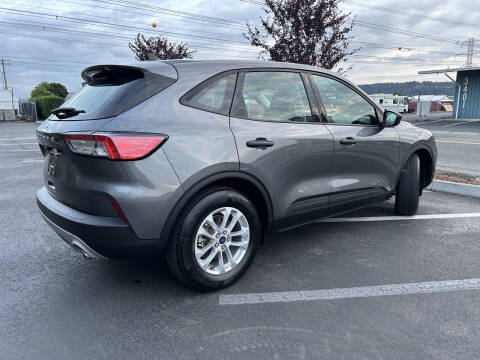 2022 Ford Escape S