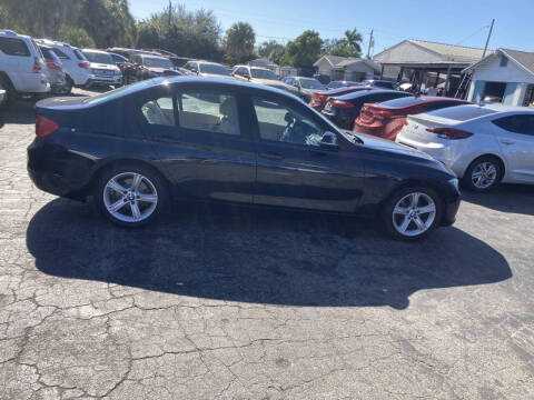2015 BMW 3 Series 320i
