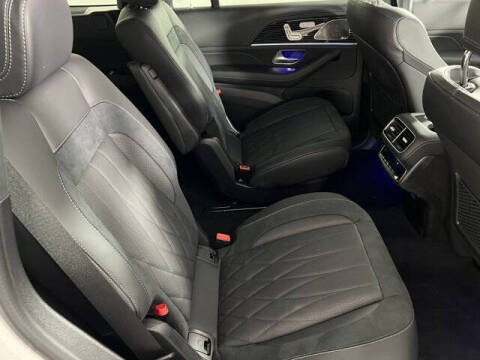 2025 Mercedes-Benz GLS AMG GLS 63