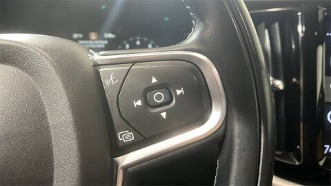 2018 Volvo XC60 T6 Momentum