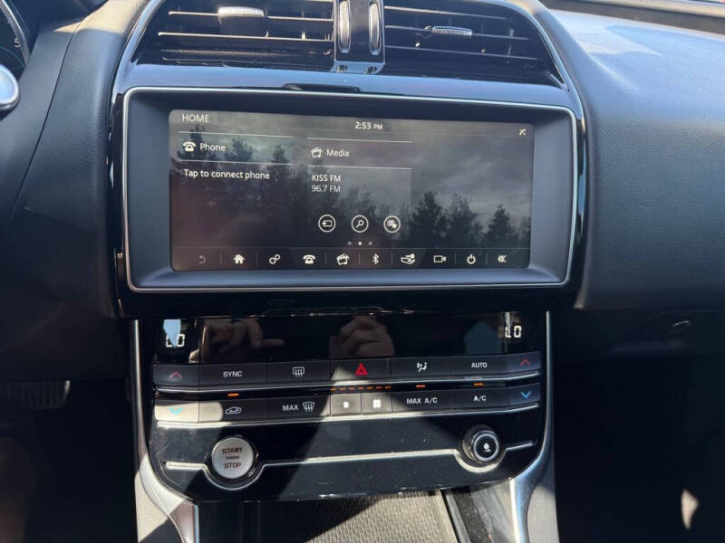 2019 Jaguar XE 25t