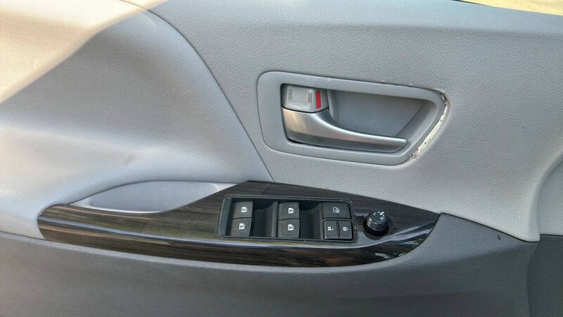 2015 Toyota Sienna