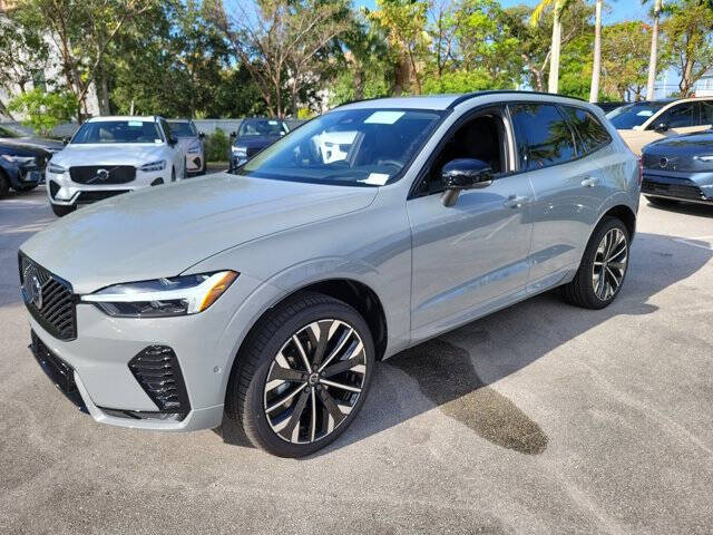 2026 Volvo XC60 B5 Ultra