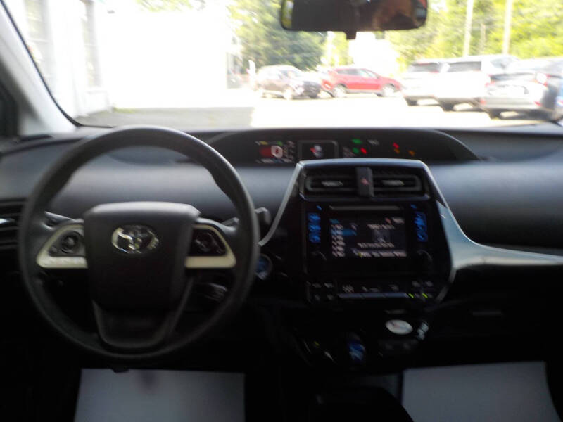 2016 Toyota Prius Two