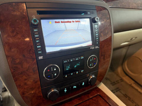 2014 Chevrolet Suburban LTZ