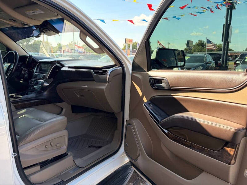 2019 Chevrolet Suburban LT
