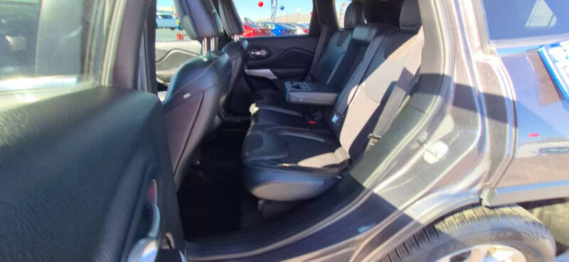 2018 Jeep Cherokee Latitude Plus